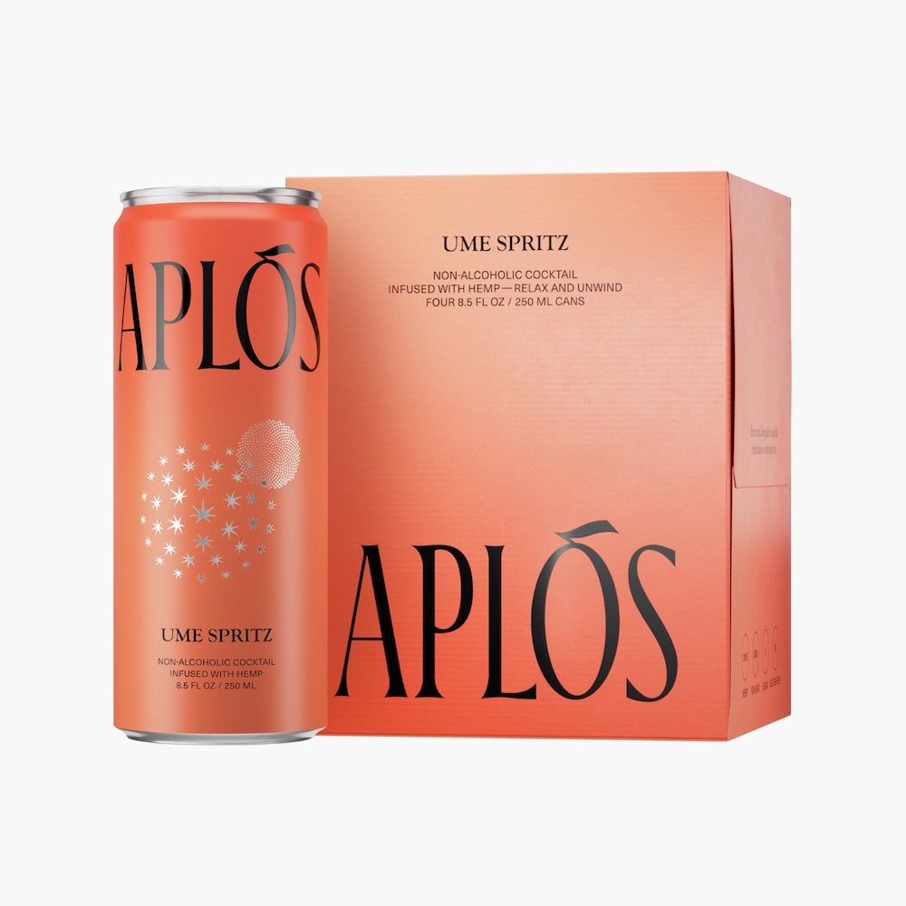 Aplós Ume Spritz non-alcoholic cocktail can and box on a white background